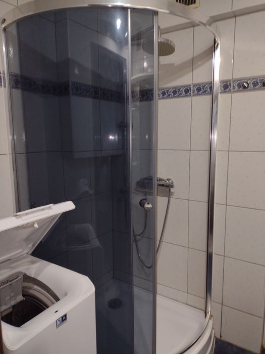 Mieszkanie na parterze. Dwa pokoje z balkonem - Widok 4