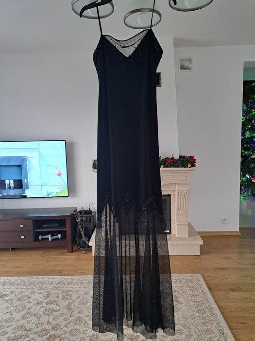 Długa suknia wieczorowa czarna  r. 36