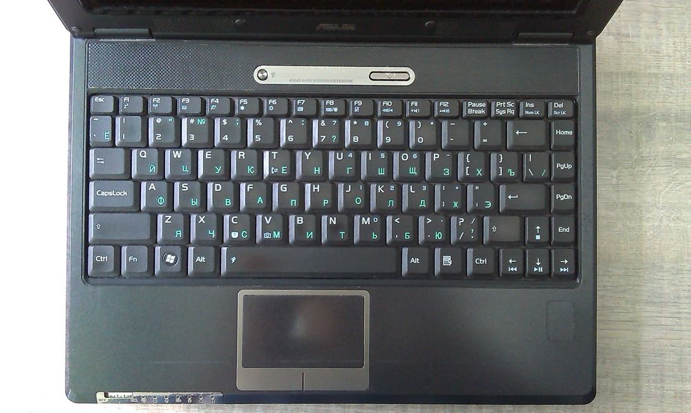 Ноутбук Asus F9E Intel Core 2 Duo 2,20GHz 4Gb 250Gb WiFi BT WebCam DVD