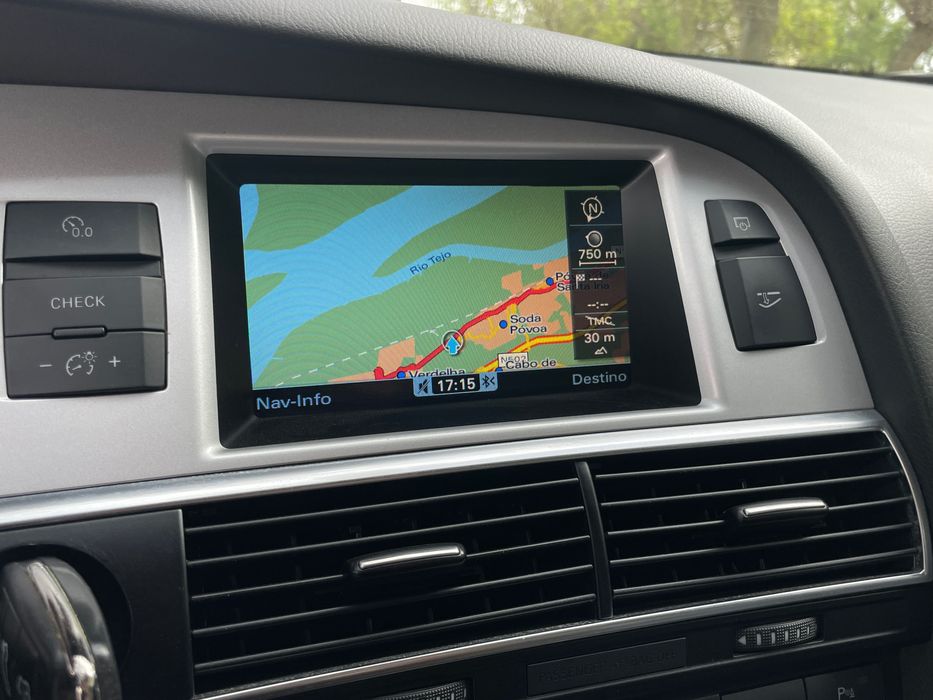 Audi A6  2.0 TDI