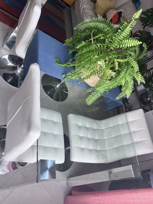 Mesa de jantar NAO É IKEA