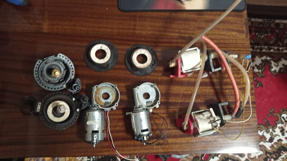 Продам по частям Saeco incanto de luxe