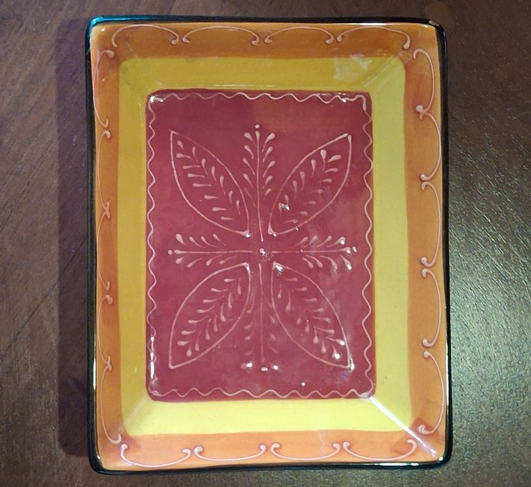 Decorative ceramic serving platter64740625523715121