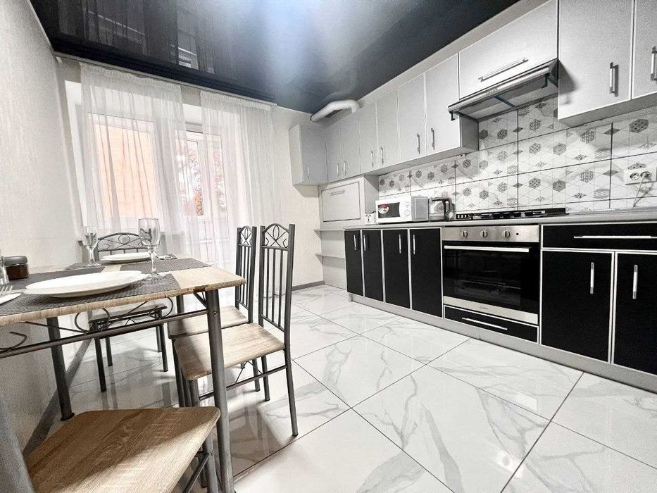 ApartPoltavaСтильні апарт. ЦЕНТР,ОКРЕМІ кімн.НОВОБУДОВА. СВІТЛО завжди