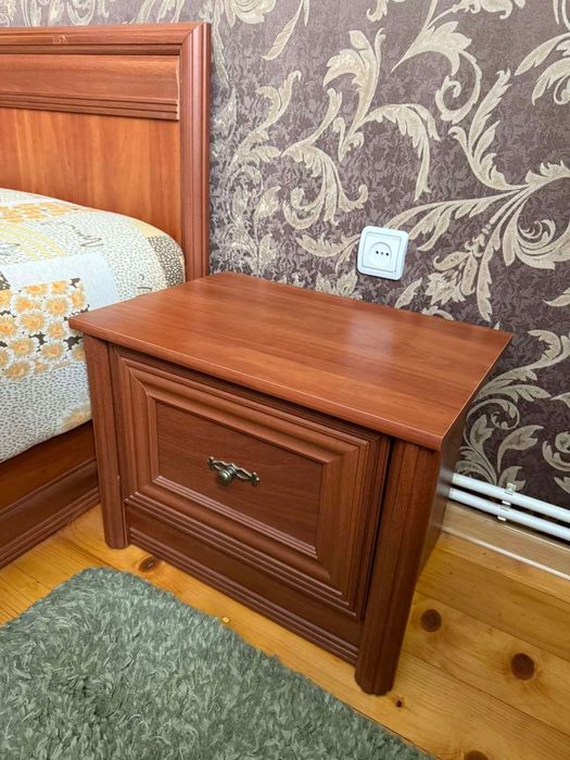 Спальня (Спальний гарнітур)