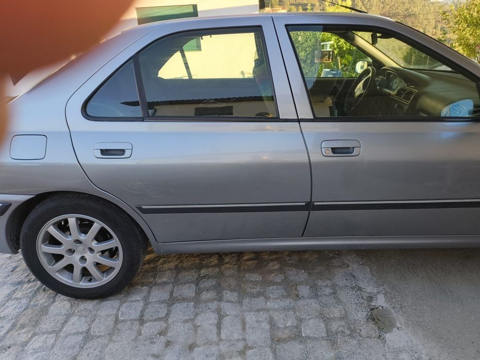 Peugeot 406 2000 cilindrada 110 CV