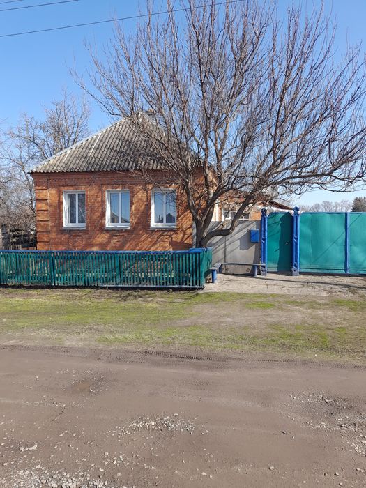 Продається будинок в с.Степанівка вул.Мацака 42 Сумський район