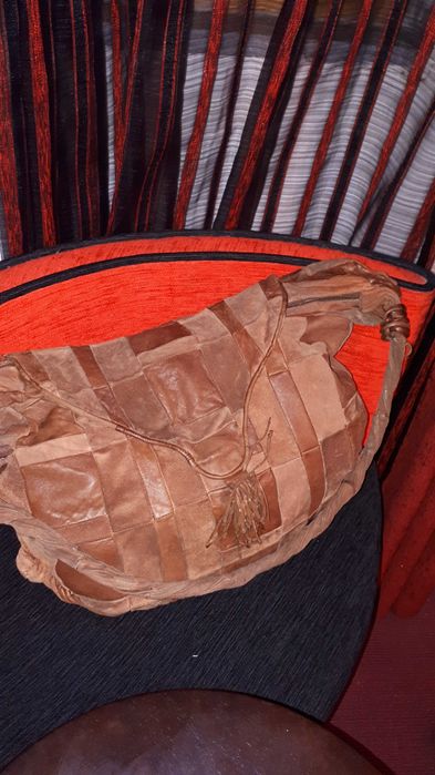 Mala em pele genuína casa das peles do Cartaxo