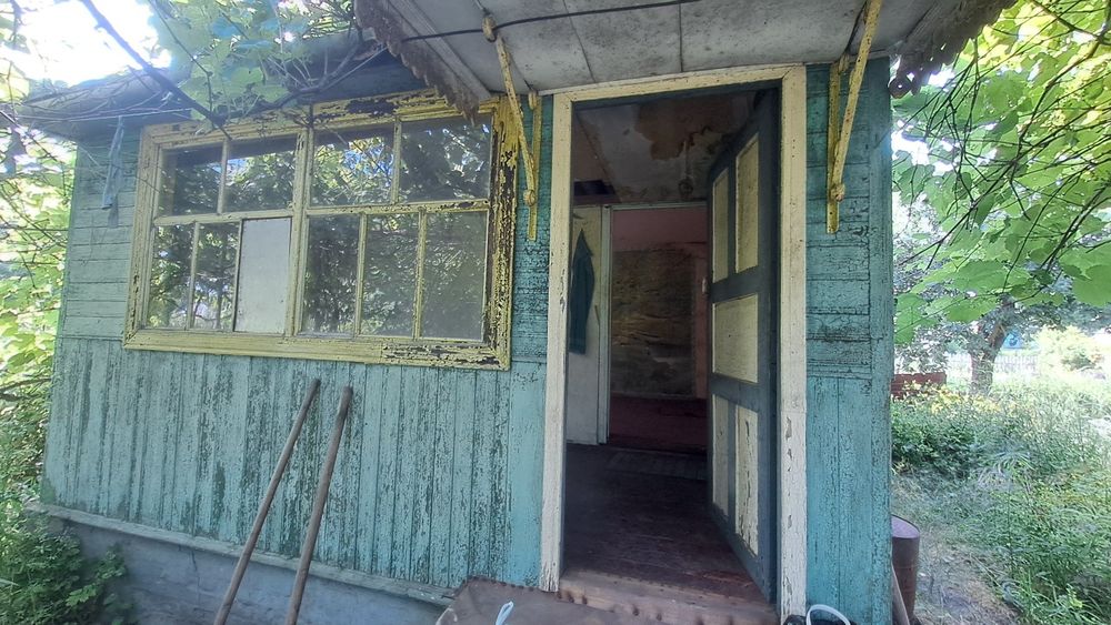 Продаж будинку  дачного до Десни 800 м  5 соток