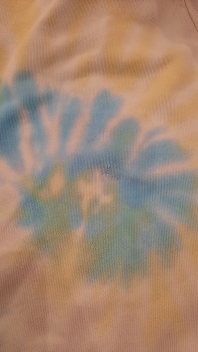 Kolorowa bluza z kapturem