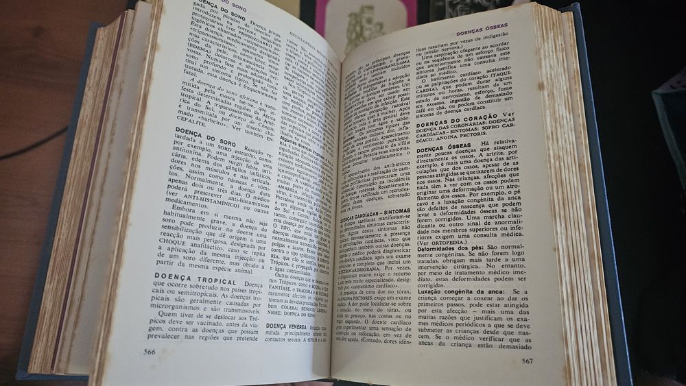 Livros de Estudo Escolar e de Saúde