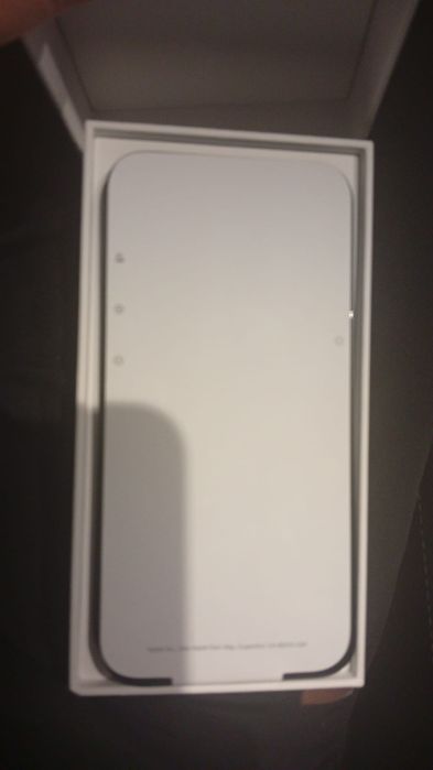 iPhone 16 e nunca usado com nota caixa e carregador