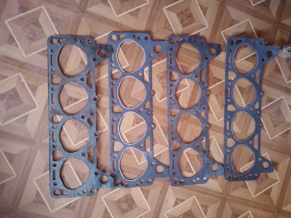 Прокладки головки блока ЗИЛ 130 4 штуки