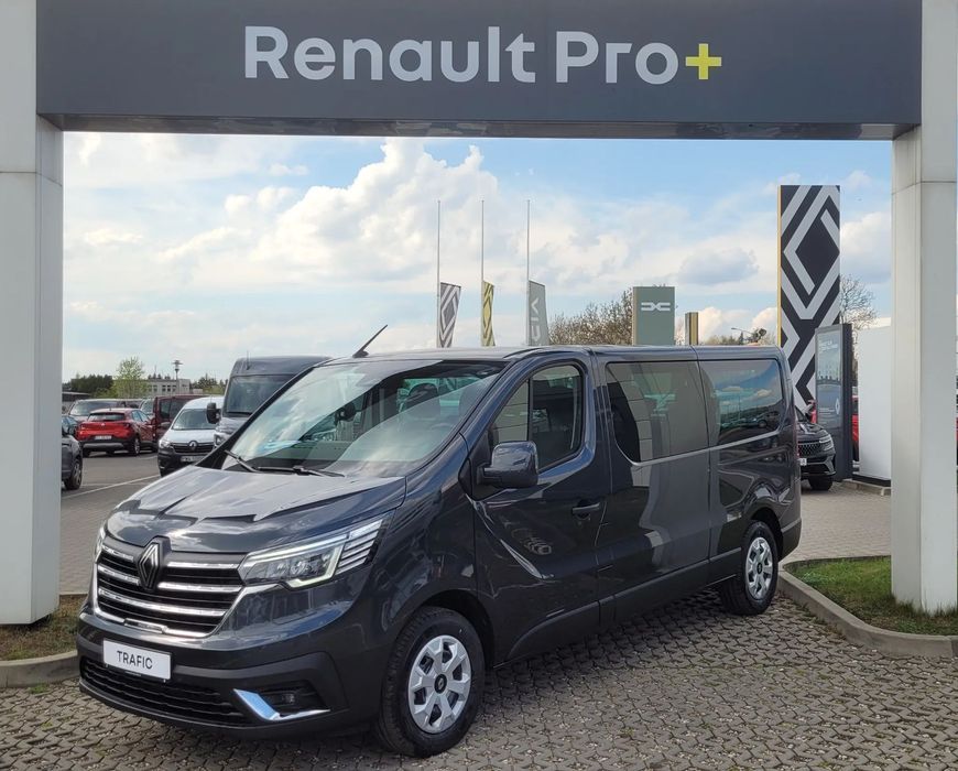 Renault Trafic Grand EQUILIBRE Blue dCi150 - zabudowa PFRON na wózek inwalidzki