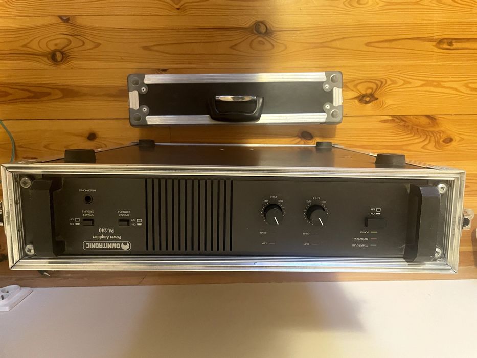 Wzmacniacz Omnitronic PA-240