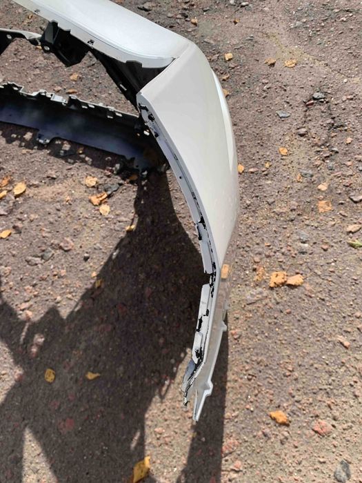 Бампер Лехус NX 300