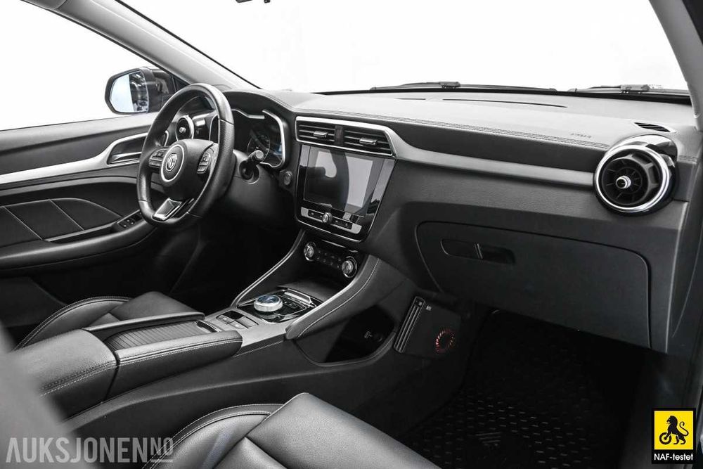 MG ZS EV 2020, електро, малий пробіг, європейська гарантія