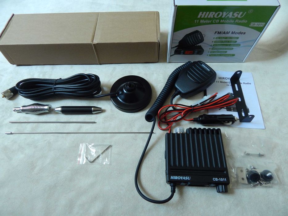 CB радиостанция 27 МГц. HIROYASU CB-1011 + Антенна.