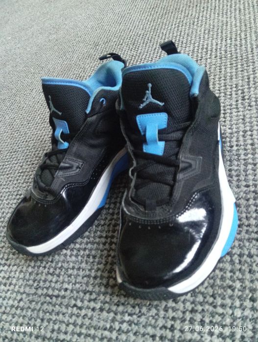 Buty damskie sportowe Jordan Stay Loyal 3 r. 38