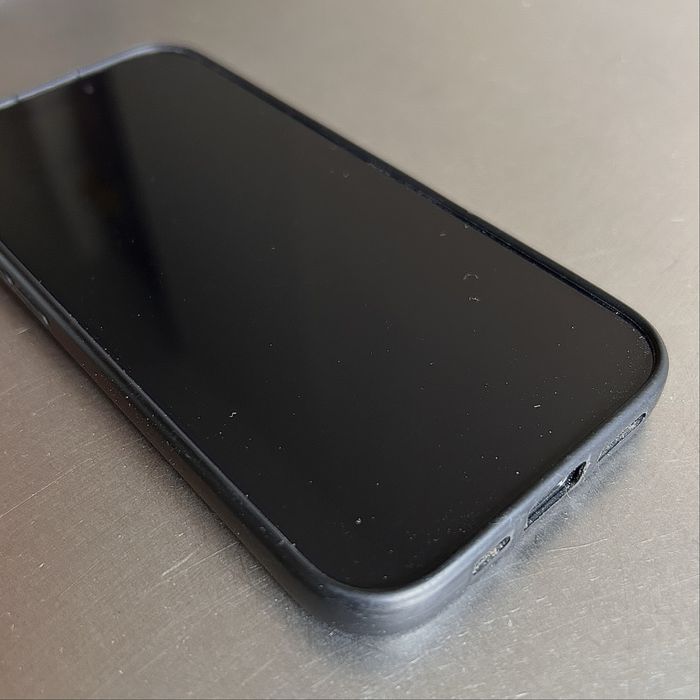 iPhone 16 Pro 128GB czarny na gwarancji