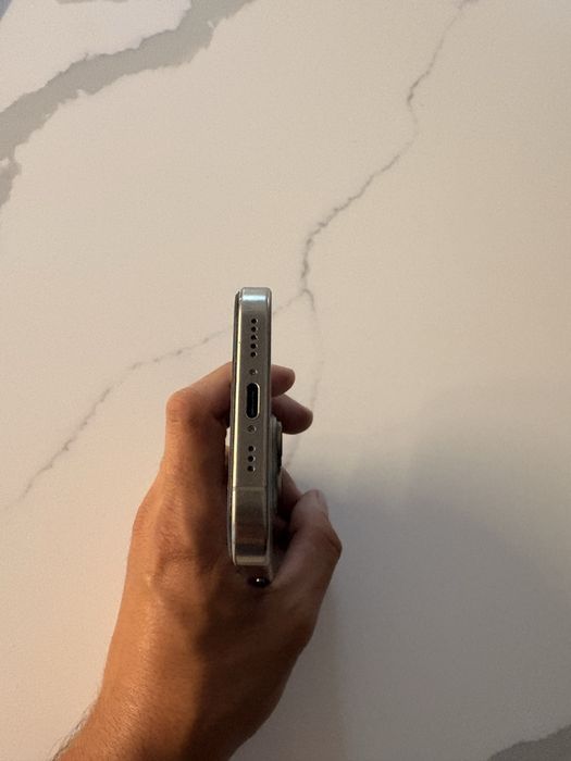 Iphone 16 pro 128GB