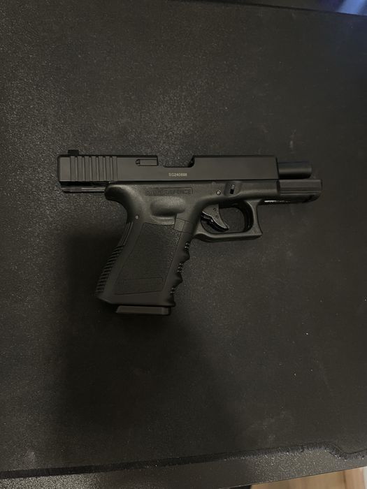 Pistola Glock23 green gas blowback airsoft