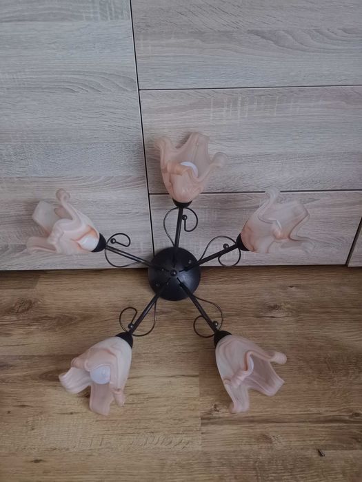 Lampa sufitowa 5 kloszowa