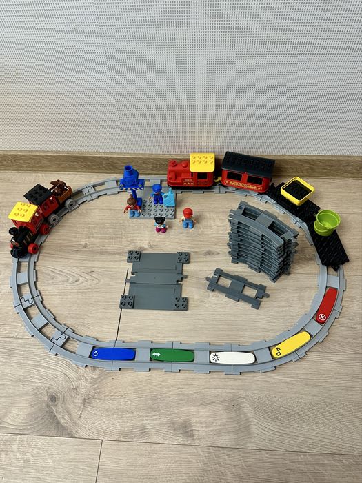Конструктор LEGO Duplo потяг з сенсором світла і звуку, залізниця 65 деталей оригінал