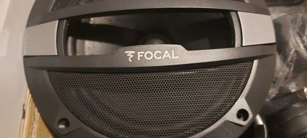 Colunas Focal R165S2