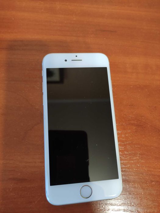 Продам iphone робочі та на запчастини