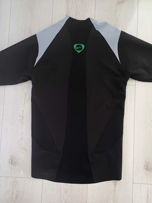 NIKE Koszulka treningowa młodzieżowa S/M