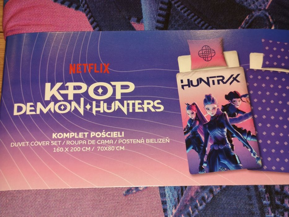 Pościel K-pop dwustronna Demon Hunters Huntrix Kpop