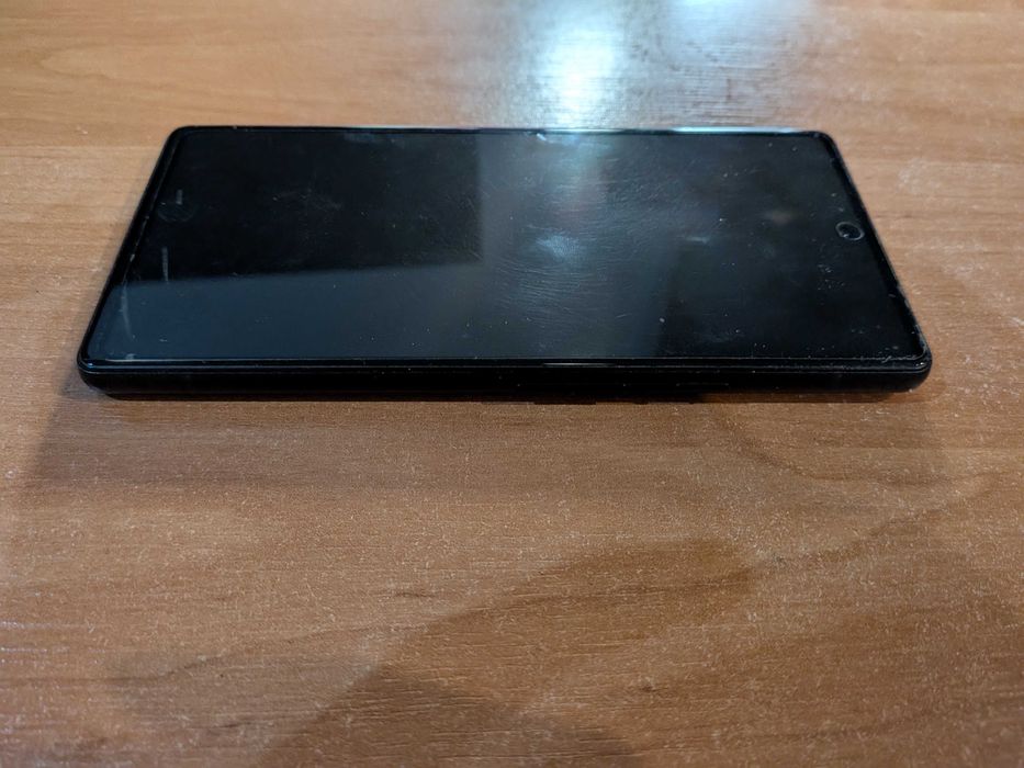 Smartfon Google Pixel 6a