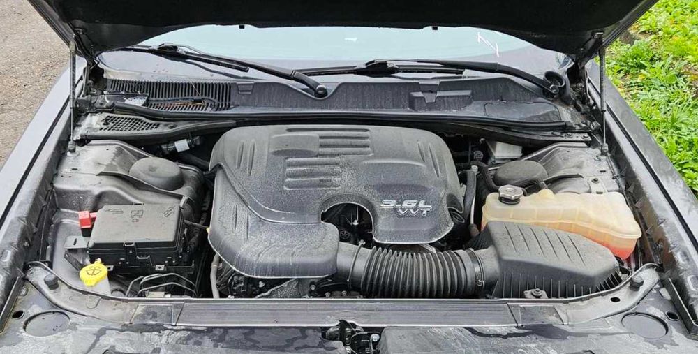 Dodge Challenger мотор