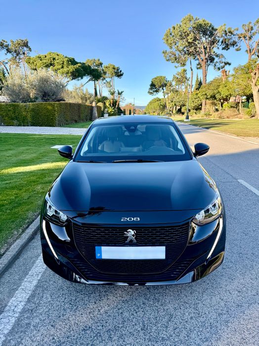 Peugeot e-208 Allure GT 350 | CCS | Garantia até 2030 | Câmera 360