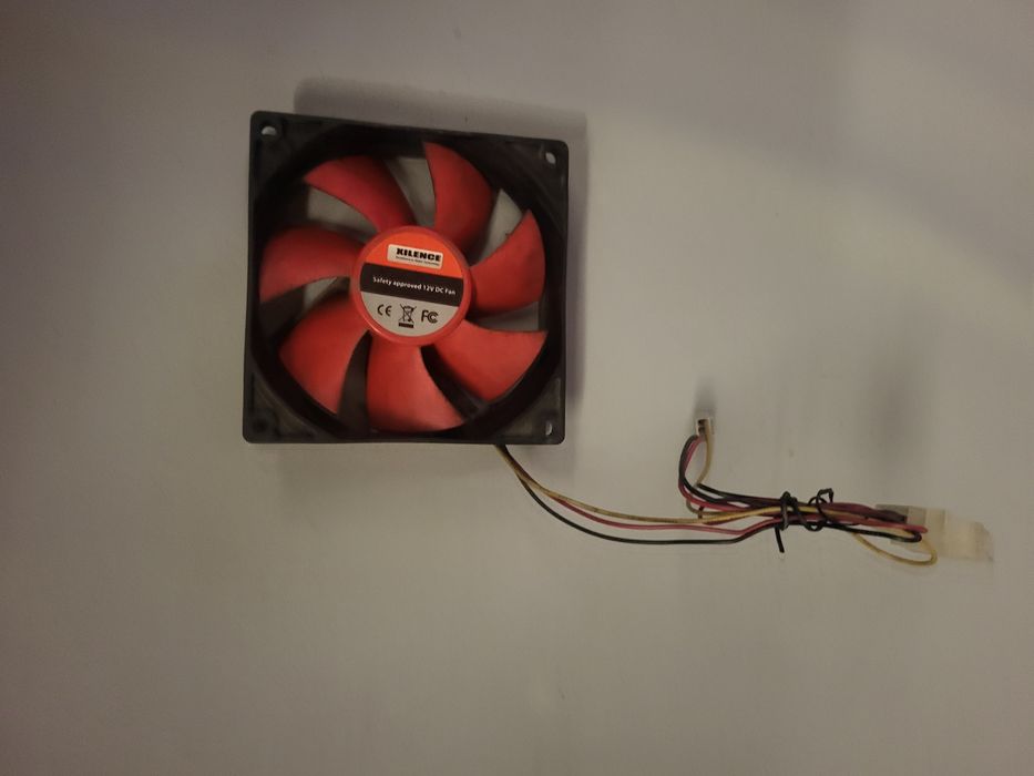 Sprzedam wentylator do komputera stacjonarnego