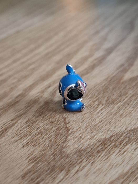 Zawieszka do bransoletki#stitch#charms