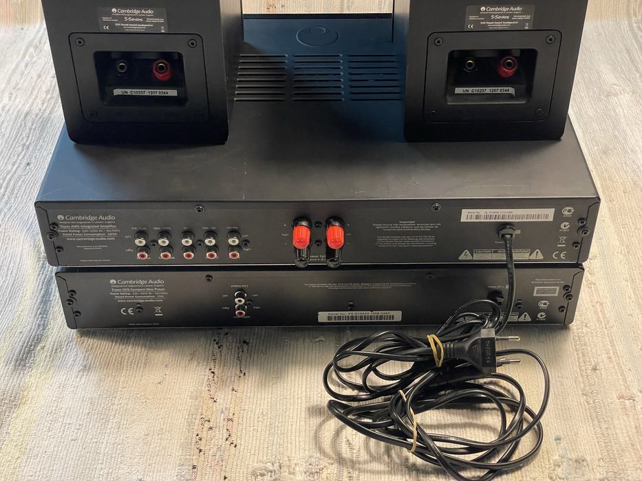 Cambridge Audio Amplifier and CD Player + Speakers64585347928834124