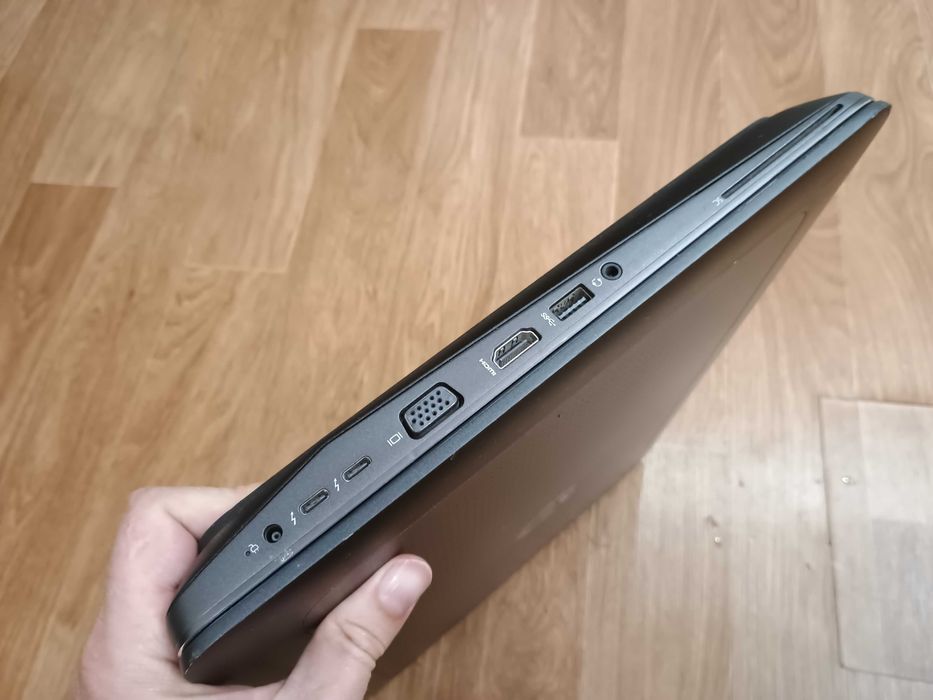 Zbook 17 g3 i5 6440q\16gb ddr4\k1000m 2gb\256 SSD