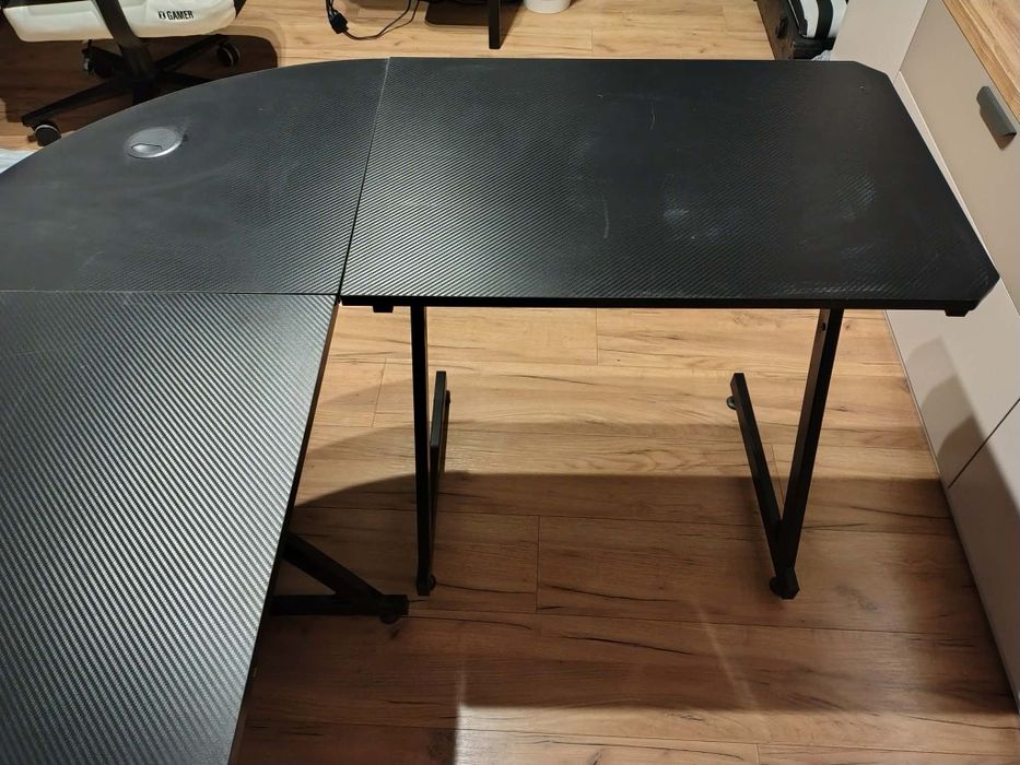 Gamingowe biurko „Huzaro"