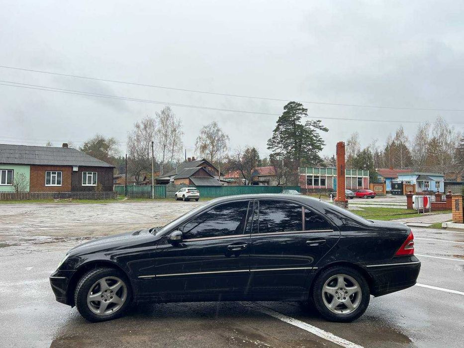Продам MERCEDES-BENZ C 180