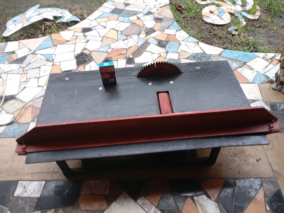 Станок деревообрабатывающий