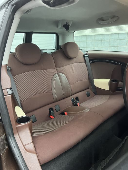 MINI COOPER D CLUBMAN