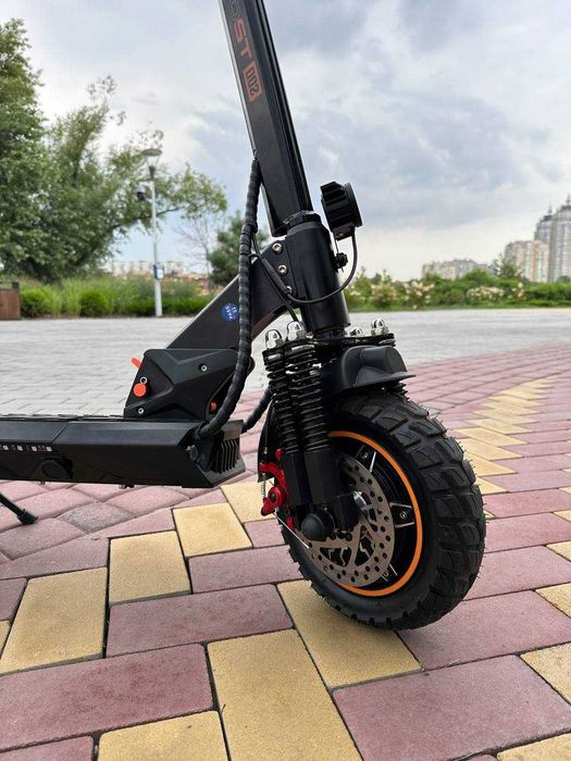 Електросамокат X-Boost Scooter 02 2400W, Ємність Батареї 23Ah, Швидкість 65 км/год, Електросамокати