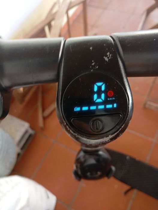 Trotinete elétrica segway es2