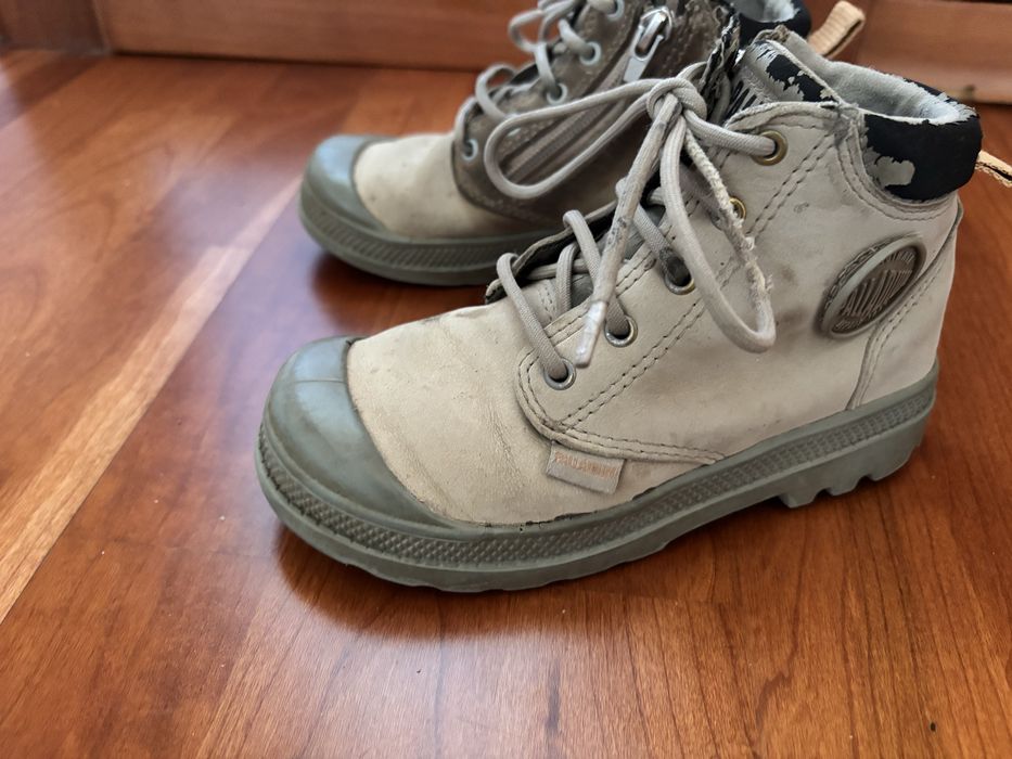 Botas para criança com fecho zip (Tamanho 29)