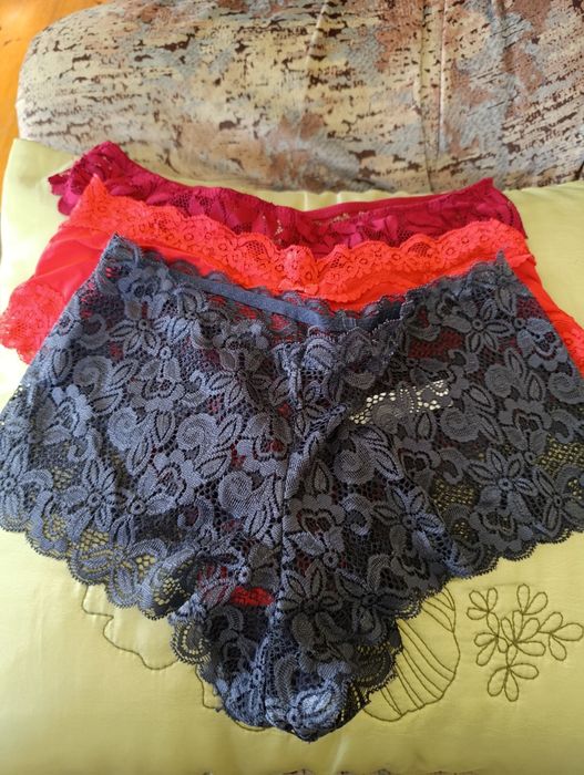 Figi damskie XS 3szt. SECRET POSSESIONS.