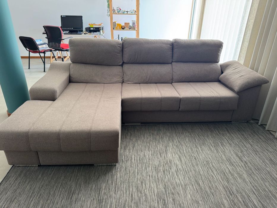 SOFÁ DE 3 LUGARES COM CHAISE LONGUE  .   Pronto para transformar a vossa sala!