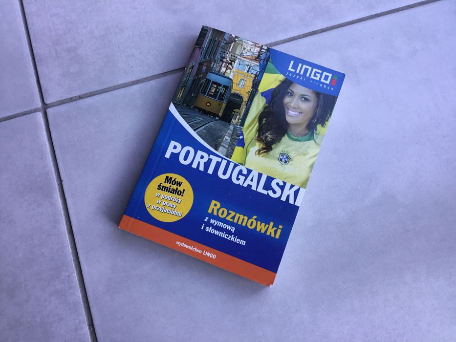 książki, niektóre jak nowe