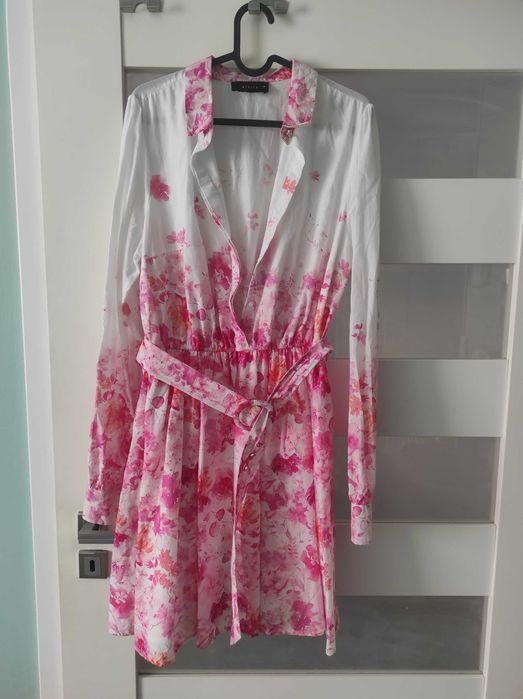 sukienka Mohito r. 42